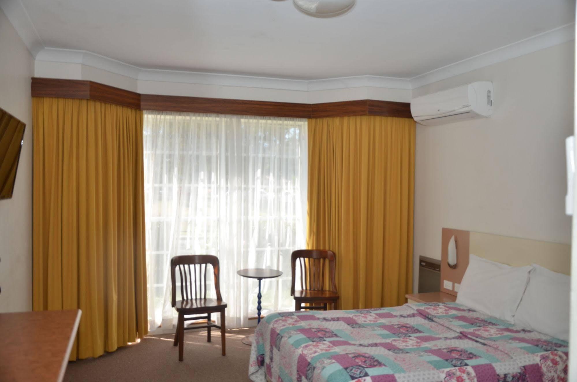 Motel Margeurita ควีนเบยัน ภายนอก รูปภาพ