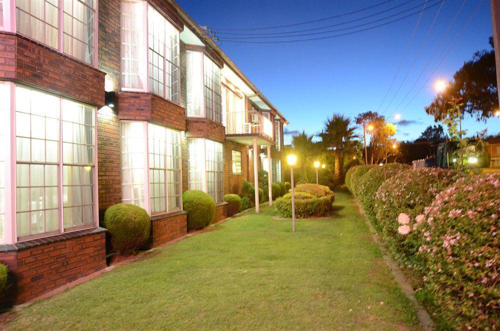 Motel Margeurita ควีนเบยัน ภายนอก รูปภาพ